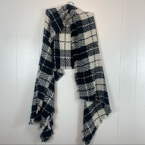 American Eagle AE Plaid Check Gingham Oversized Scarf Wrap Shawl Cover Up Black - Picture 4 of 5